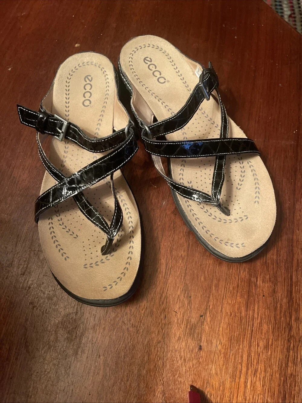 Ecco Black Croc Print Strappy Sandals Women's Size 8M Adjustable (S1983)